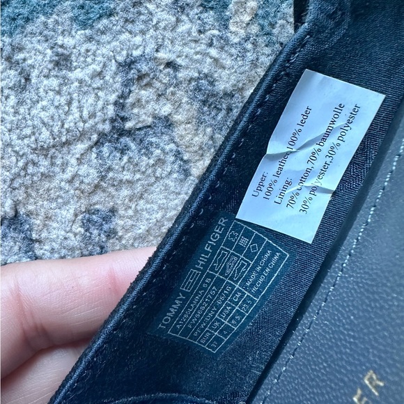 Tommy Hilfiger Ballet Flats - Picture 3 of 4